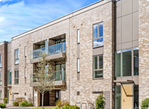 16 Knightly Avenue-3 1